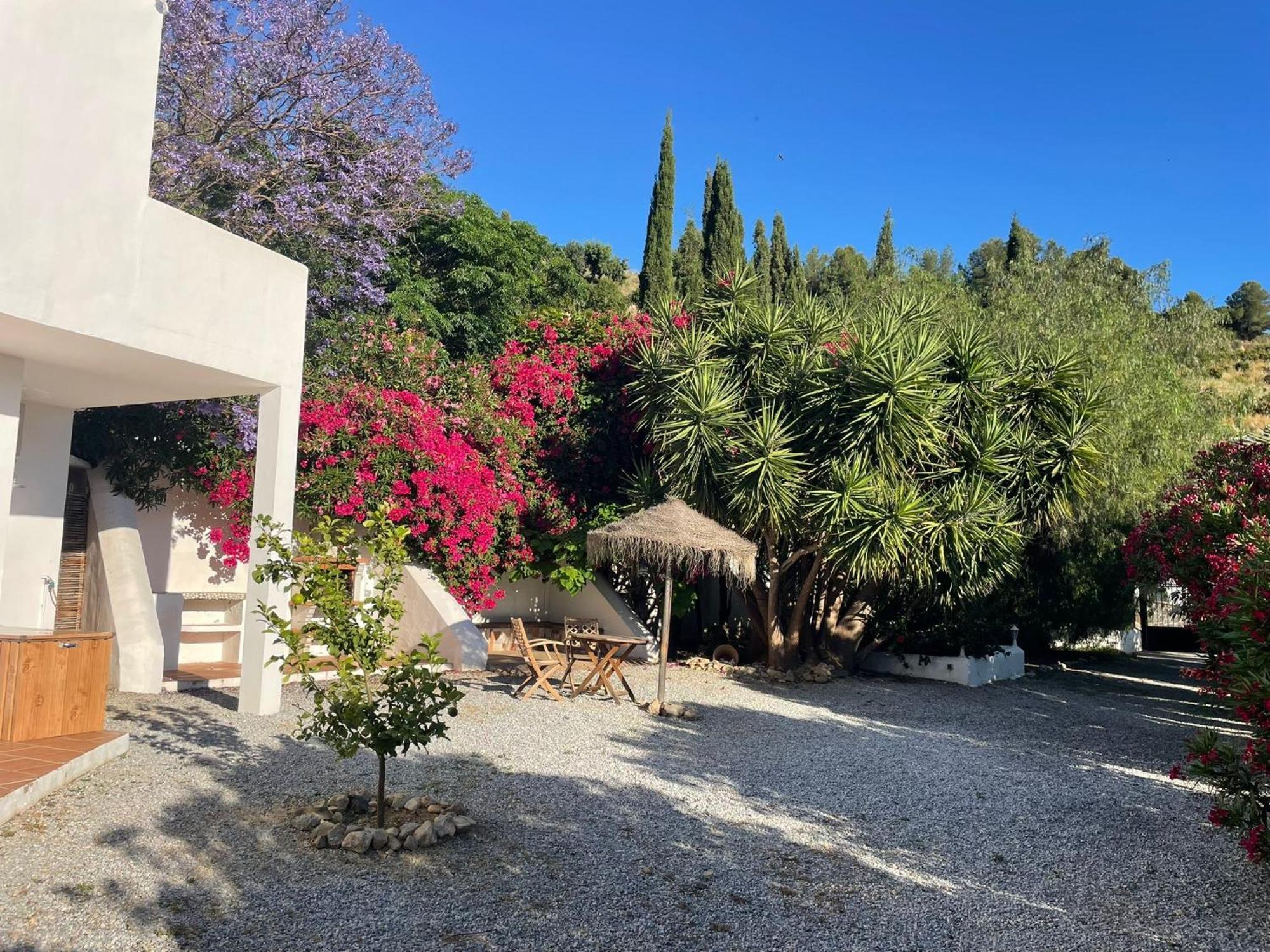Casandalusí Frigiliana Bagian luar foto
