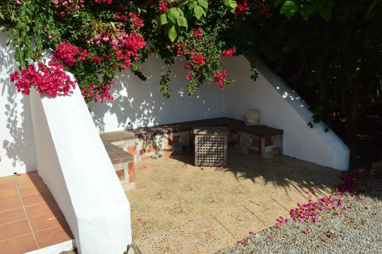 Casandalusí Frigiliana Bagian luar foto