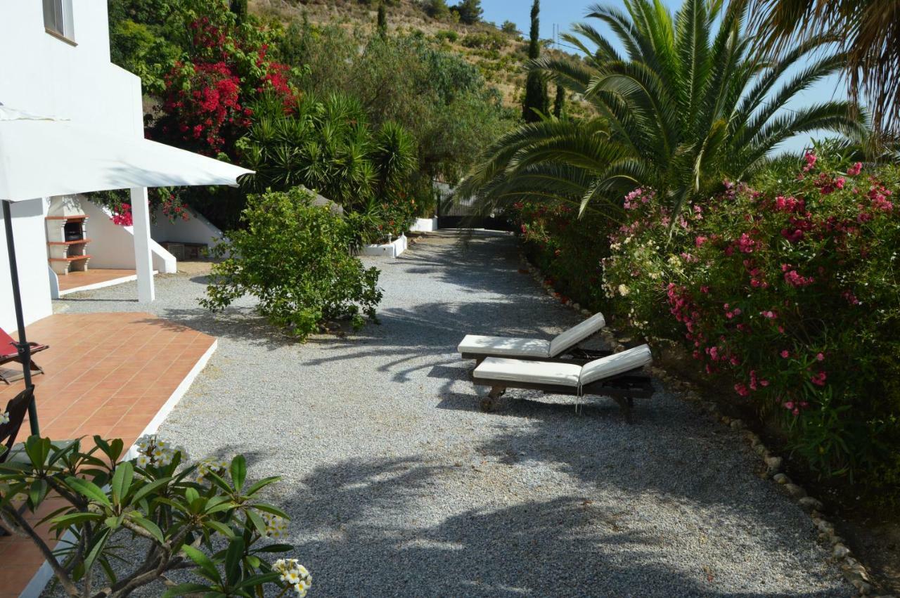 Casandalusí Frigiliana Bagian luar foto