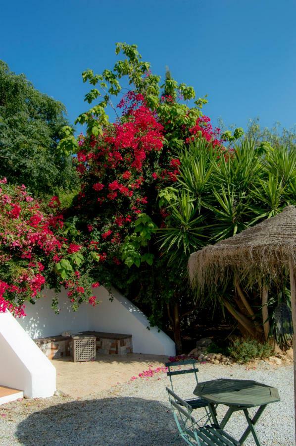Casandalusí Frigiliana Bagian luar foto