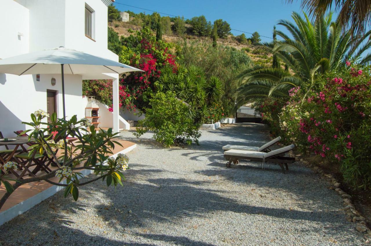 Casandalusí Frigiliana Bagian luar foto